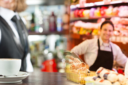 Somministrazione e vendita di alimenti e bevande
